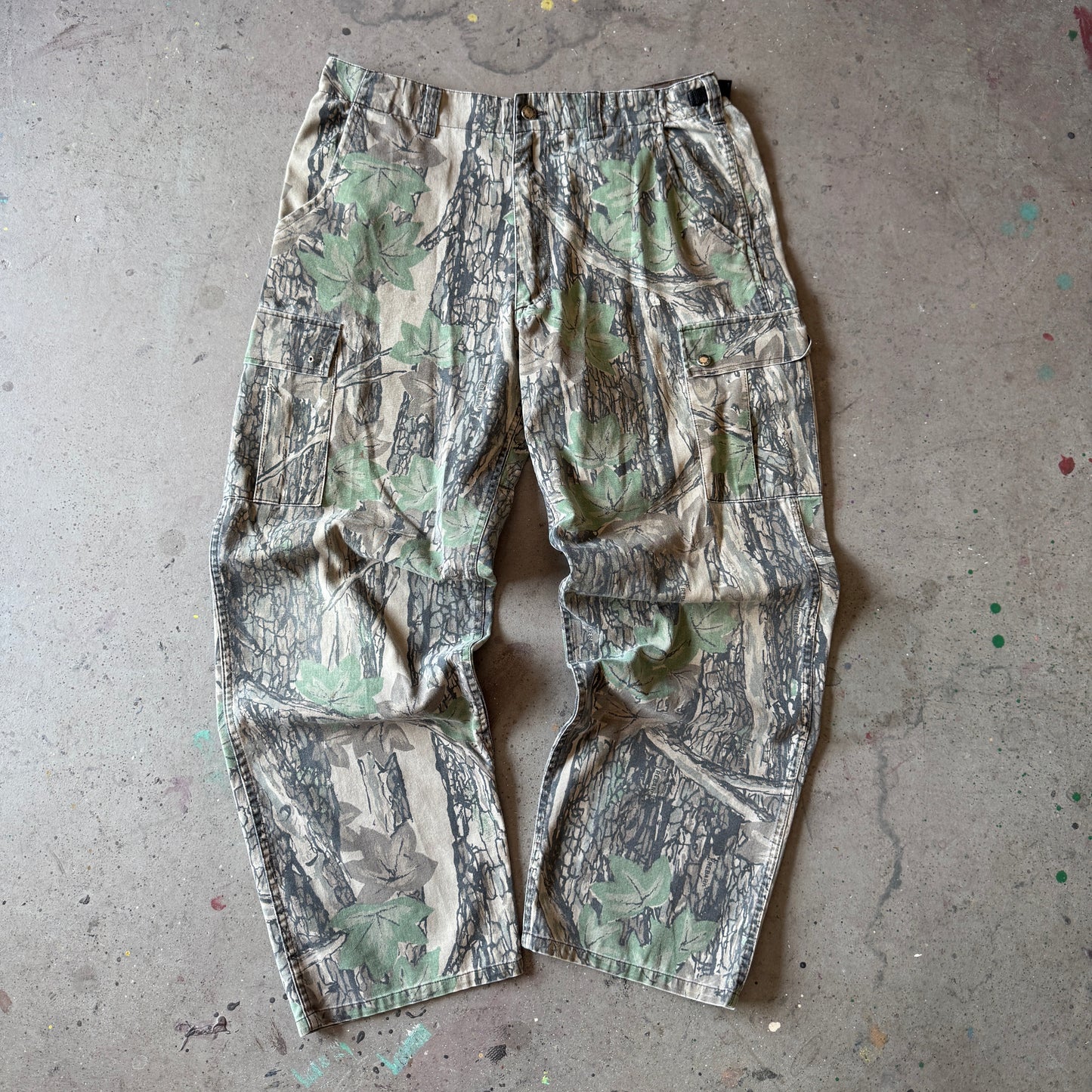 Vintage Winchester Real Tree Camo Cargo Pants