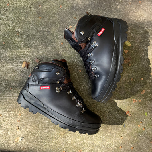 Supreme x Timberland World Hiker Boot